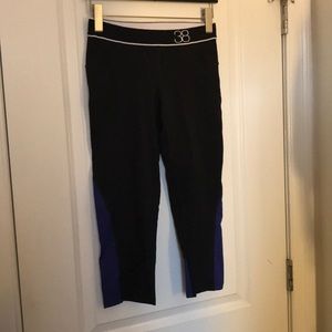 Theory 38 Athletic Capri